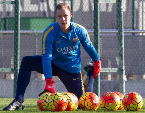 大理苍山突发森林火灾 火势还是有点大的天空都被点亮|AG亚娱集团官方(图2) ag亚娱官网