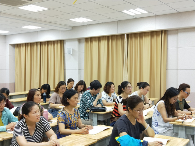 AG亚娱集团官方-
做自媒体可以瞥见更大的世界(图5) AG亚娱集团