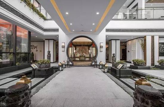 【AG亚娱集团】摘掉协会“官帽”是治理“雅贿”良方_时事政治_中公教育网(图3) AG亚娱集团官方