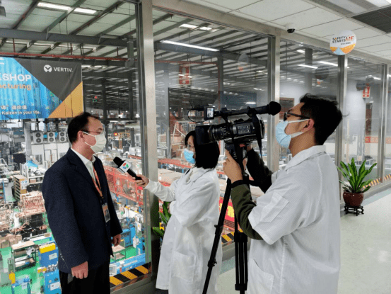 今天是第21个记者节 高新区(江海区)祝所有新闻媒体事情者节日快乐!‘AG亚娱集团’(图35)
今天是第21个记者节 高新区(江海区)祝所有新闻媒体事情者节日快乐!‘AG亚娱集团’(图35)