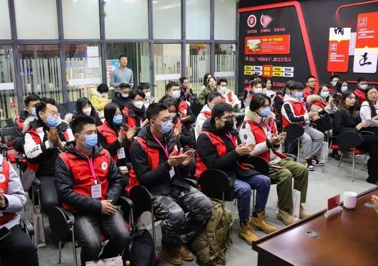 
北疆大学生融媒体校园记者团主题运动日——携手走进旗县级融媒体中心（玉泉区融媒体中心站）“AG亚娱集团官方”(图4)