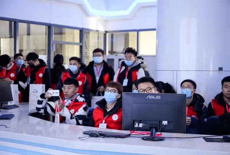 
北疆大学生融媒体校园记者团主题运动日——携手走进旗县级融媒体中心（玉泉区融媒体中心站）“AG亚娱集团官方”(图5)