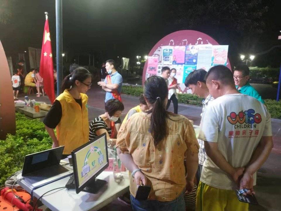 八年同行 风雨同路|AG亚娱集团(图5)
八年同行 风雨同路|AG亚娱集团(图5)